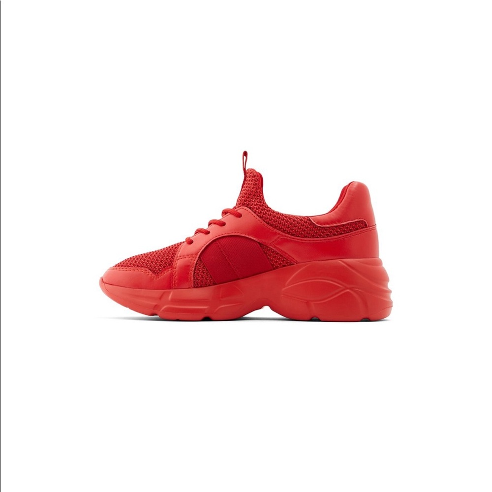 Call It Spring- Vandal Red Snickers!!! - Picture 3 of 5